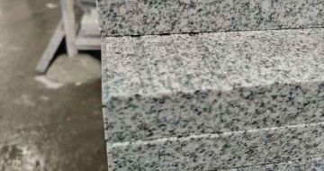 山西芝麻白楼梯踏步