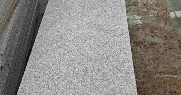 山西芝麻白毛板厂矿直销