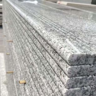 山西芝麻白楼梯踏步 花岗岩楼梯板材