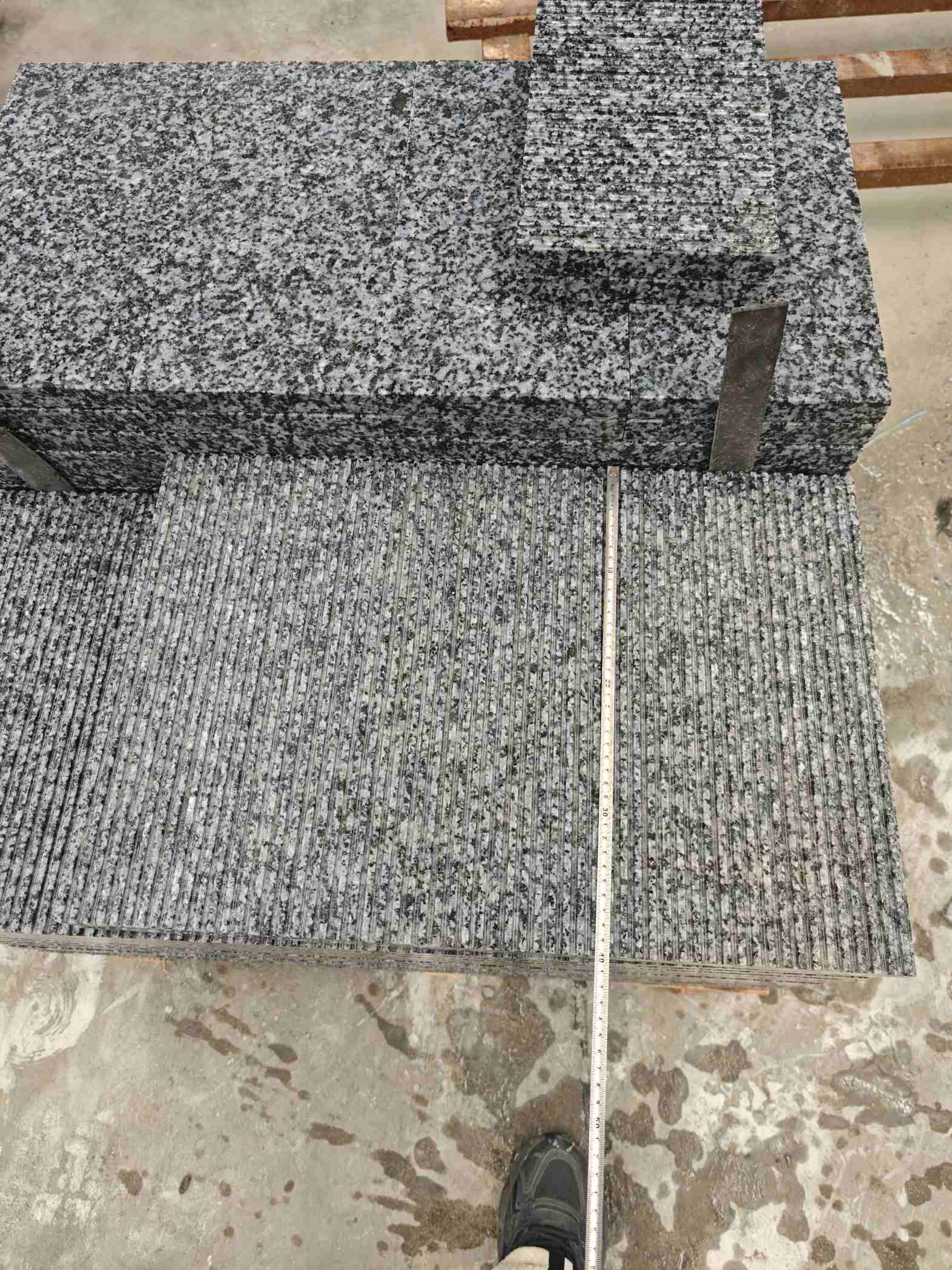 山西芝麻黑拉丝面