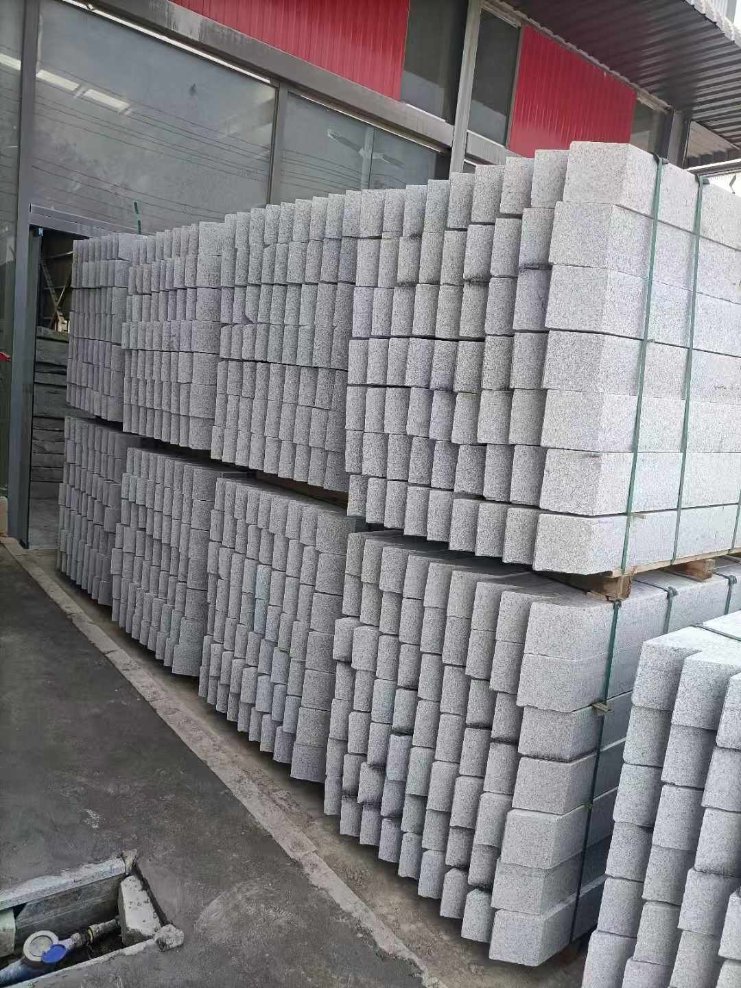 山西芝麻白树围石 树池