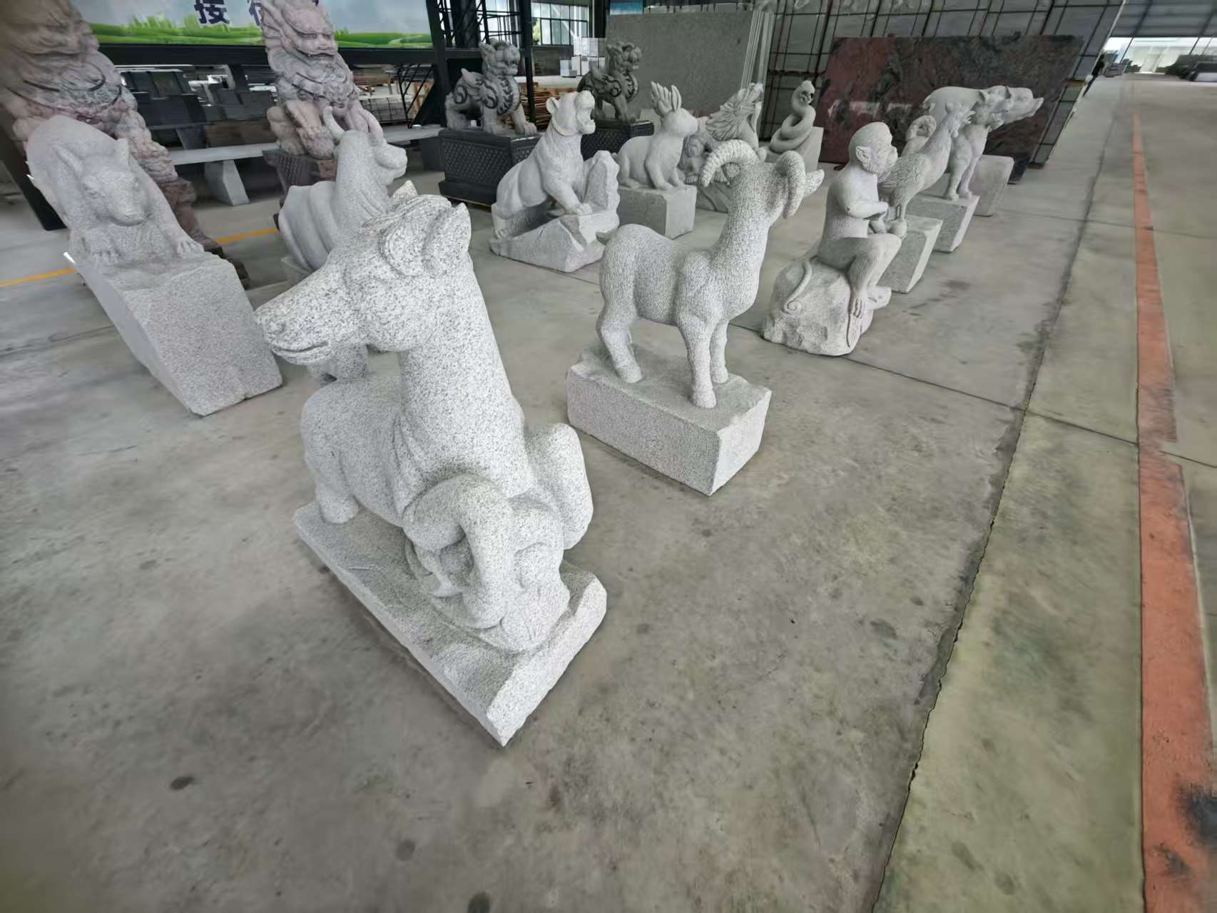 山西芝麻白雕刻 十二生肖 异形雕刻