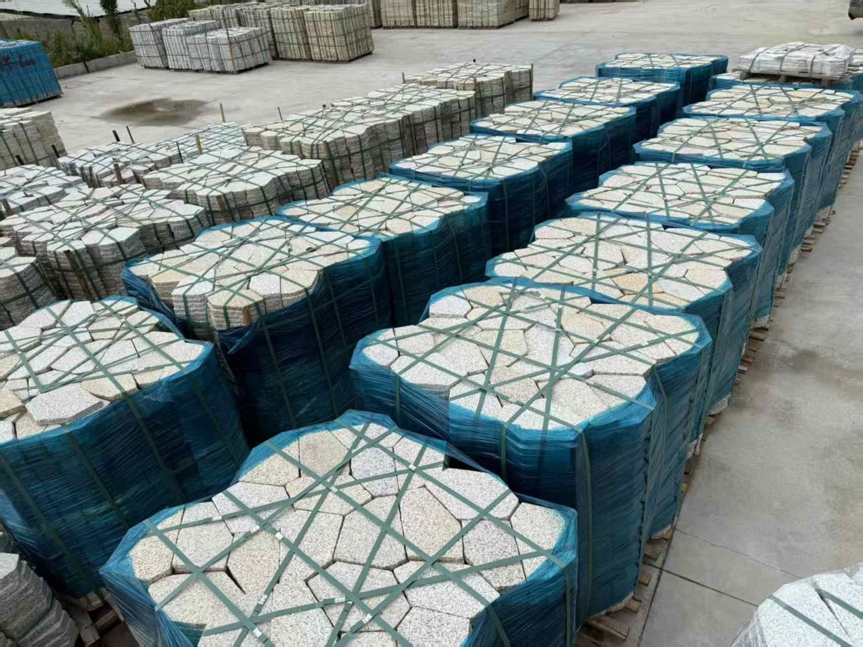 山西黄金麻冰裂纹 碎拼