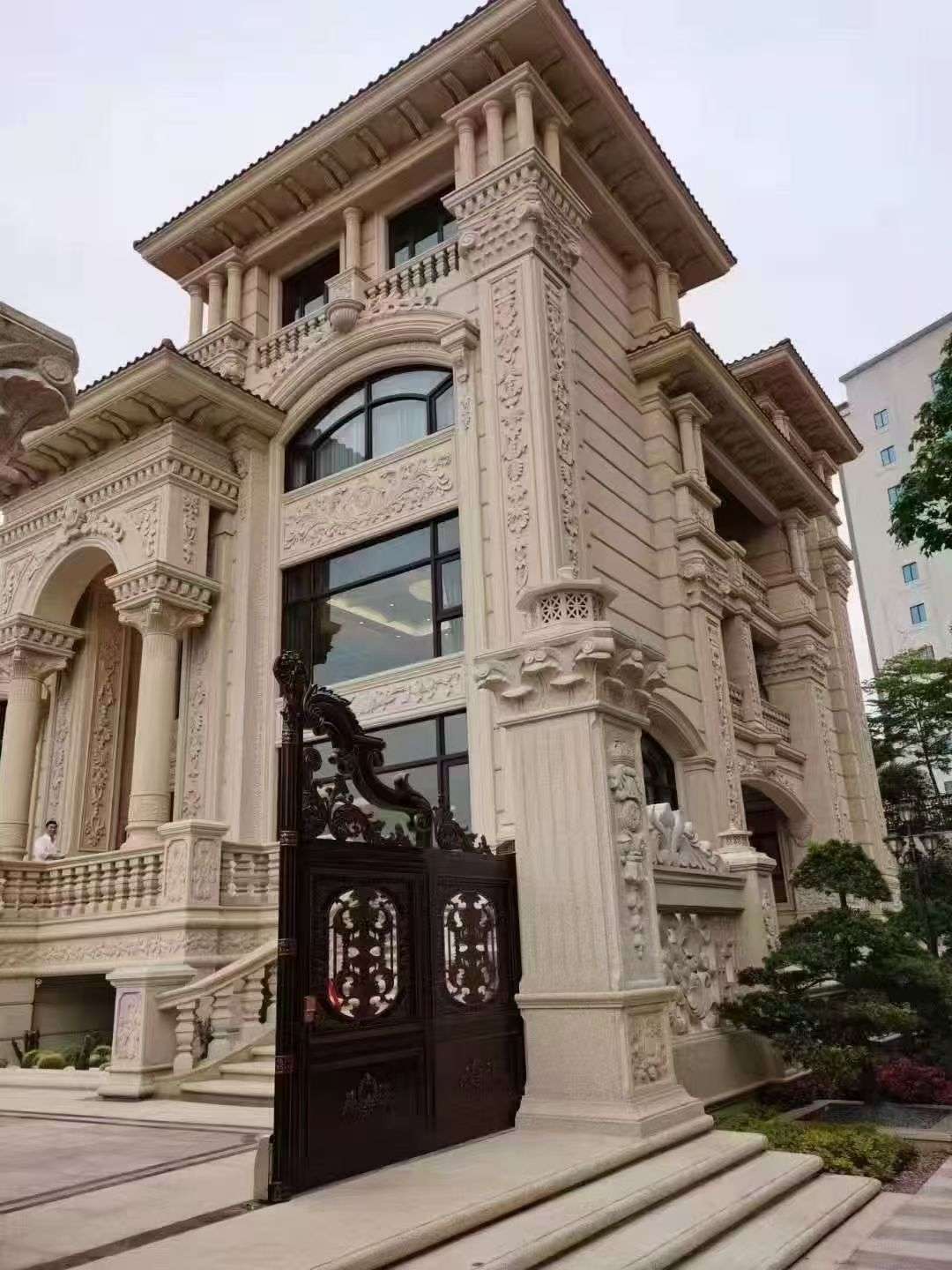 山西黄金麻别墅外墙异形定制